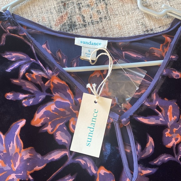 Sundance Top Womens small Black Thorn Velvet Burnout Floral Puff Sleeve - Picture 2 of 6